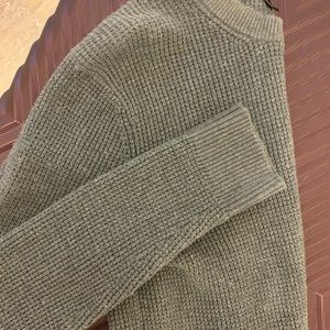 Medium long sleeve gray Michael Kors sweater